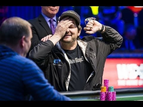 Phil Hellmuth Gets Bad Beat And BLOWS UP!